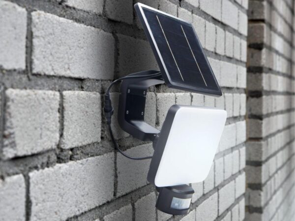 LED napelemes lámpa érzékelõvel 12W / 3000K - 4100K - 6500K - LS022