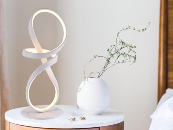 LED dizájn asztali lámpa 26W - JT1303/W