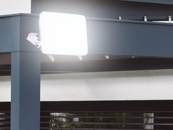 LED reflektor 10W / 4000K - LF7121