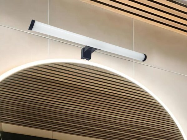 LED fürdõszobai lámpa 10W / IP44 / 450 / 4000K / - LNL7721/BK