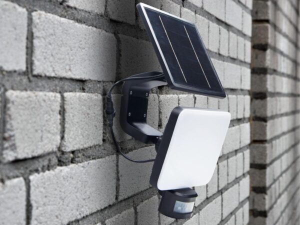 LED napelemes lámpa érzékelõvel 12W / 3000K - 4100K - 6500K - LS022